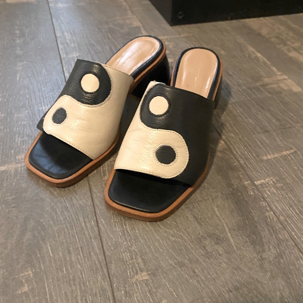 Paloma Wool Yin-Yang leather sandals.